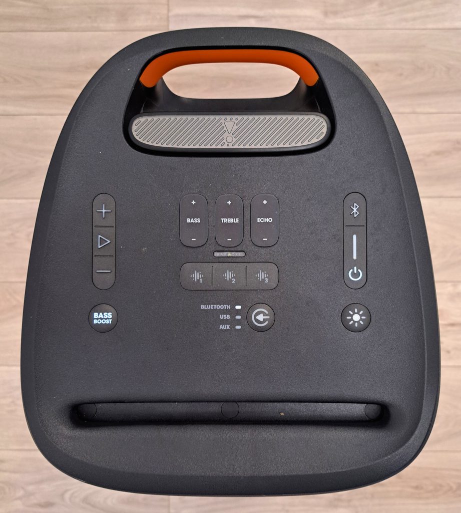 jbl 310 bearbeitet 1